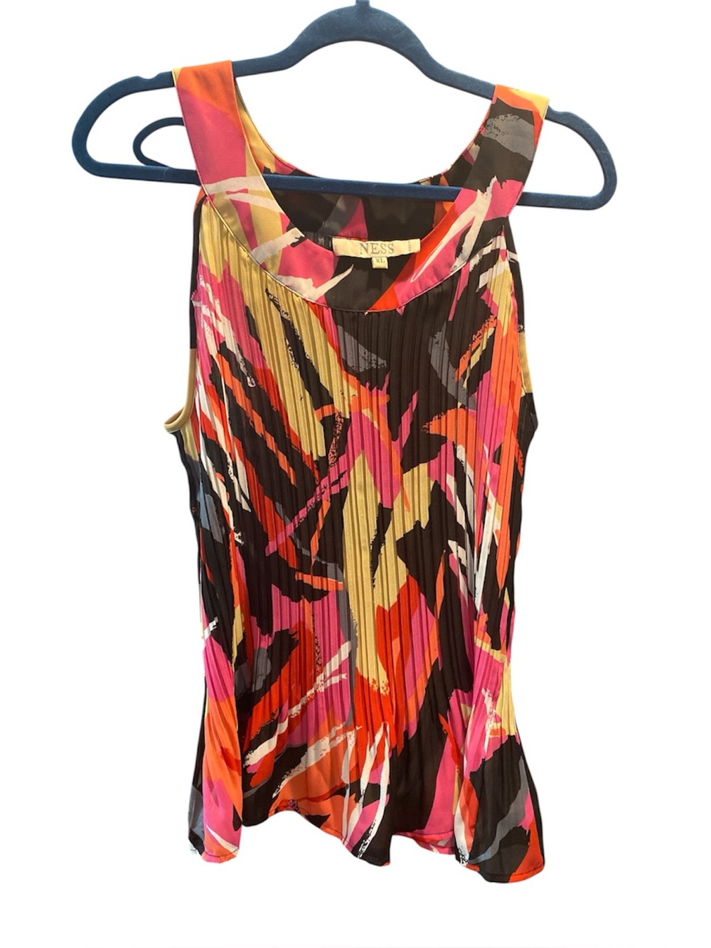 NESS Abstract Print Sleeveless pleated blouse Size XL